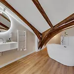 Apartman Le Gambetta - Elegance Et Confort - Vue Sur La Place Stanislas Nancy