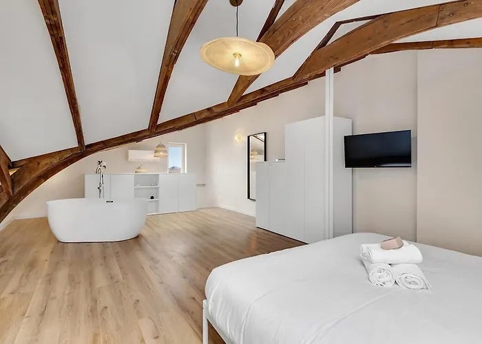 Appartement Le Gambetta - élégance Et Confort - Vue Sur La Place Stanislas Nancy