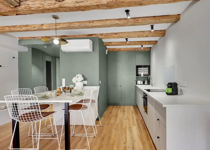 Le Gambetta - élégance Et Confort - Vue Sur La Place Stanislas